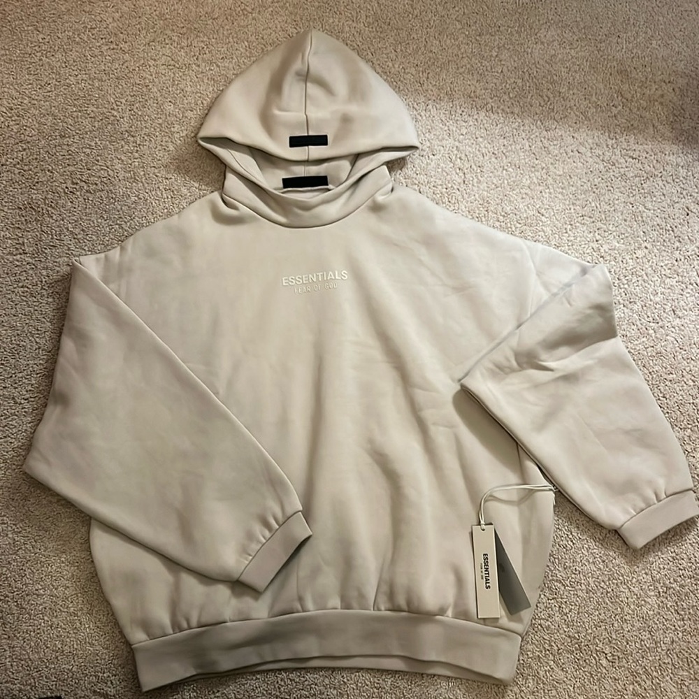 Essentials Men’s Hoodie. Brand New w/tag. Never worn.